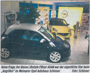 Keine Frage; der kleine Lifestyle-Flitzer ADAM war der eigentliche Star beim Angrillen im Weimarer Opel Autohaus Schinner.